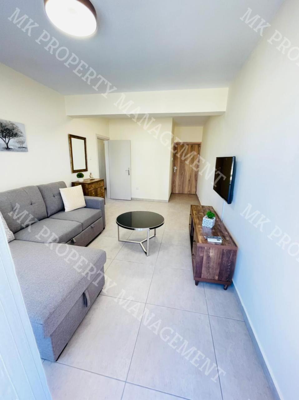 Milos City Center Apts No.34 Larnaca Exterior photo